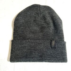 Copper Fit Knit Beanie Hat Men Women's Gray Thick Chunky Knit Winter Warm